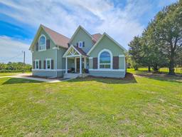 Picture of 1053 State Road 100, Florahome, FL 32140