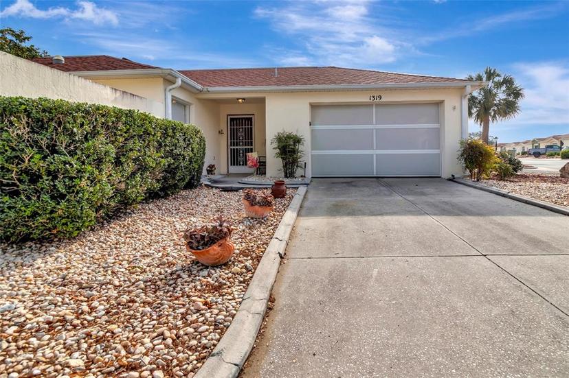 Picture of 1319 Loma Lane, The Villages FL 32159