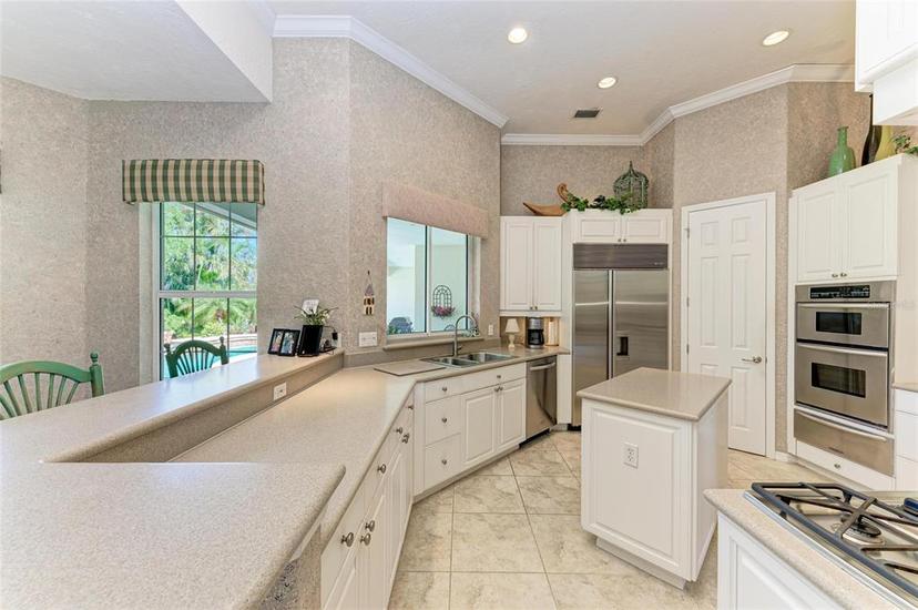 Picture of 3303 Sabal Cove Circle, Longboat Key FL 34228