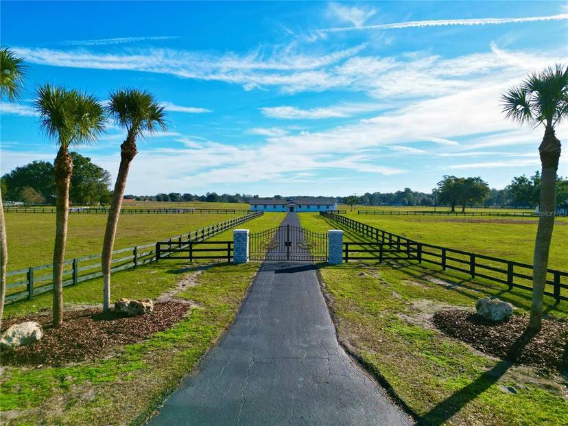 Picture of 16970 S Highway 475, Summerfield FL 34491