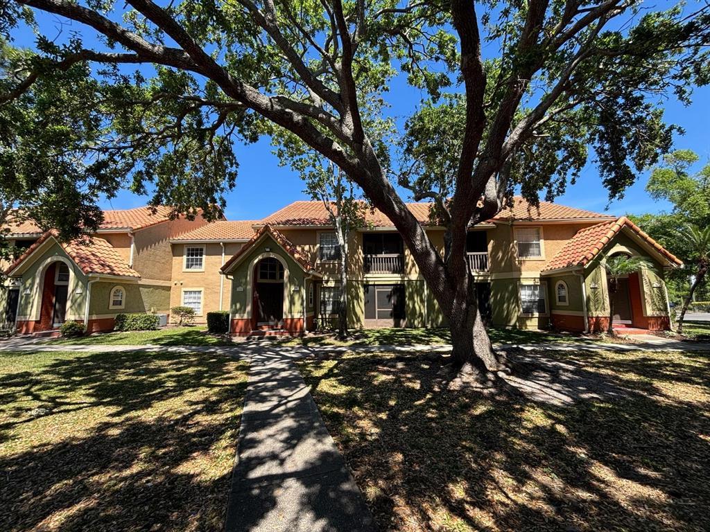Picture of 433 Fountainhead Circle Unit 192, Kissimmee, FL 34741