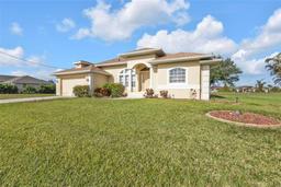 Picture of 235 Tournament Rd, Rotonda West, FL 33947