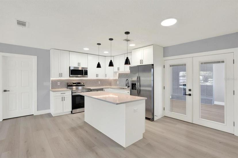 Picture of 4324 Tuna Drive Se, St Petersburg FL 33705