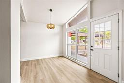 Picture of 10909 N Lantana Avenue, Tampa, FL 33612
