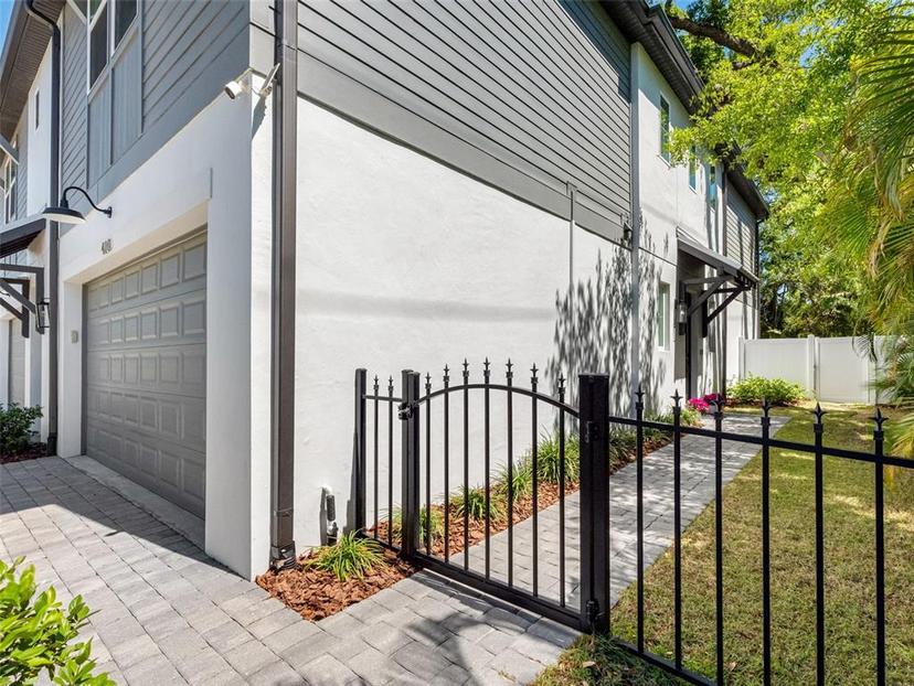 Picture of 410 S Church Avenue, Tampa FL 33609