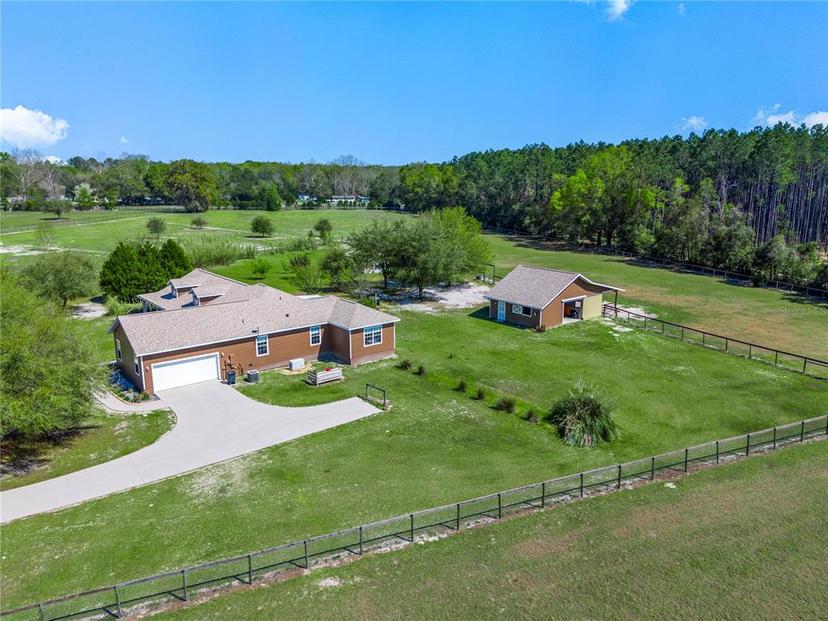 Picture of 523 SW Marynik Drive, High Springs FL 32643