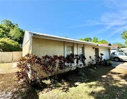 Picture of 1618 Crystalview Trail, Lakeland, FL 33801