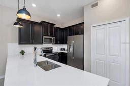 Picture of 1129 Drop Lane Unit 1129, Davenport, FL 33896