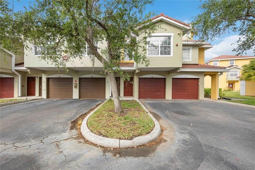 Picture of 5691 Bentgrass Drive Unit 15-211, Sarasota FL 34235