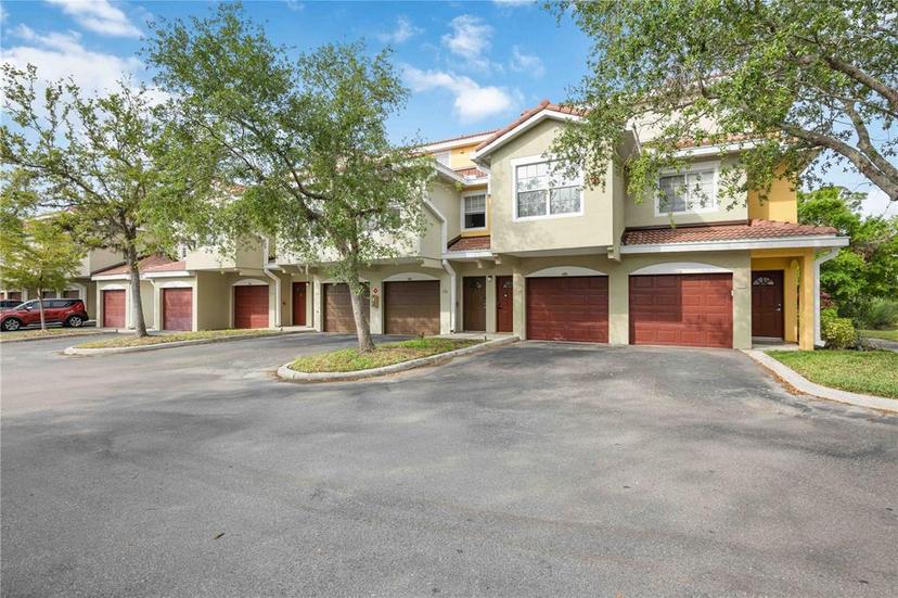 Picture of 5691 Bentgrass Drive Unit 15-211, Sarasota FL 34235