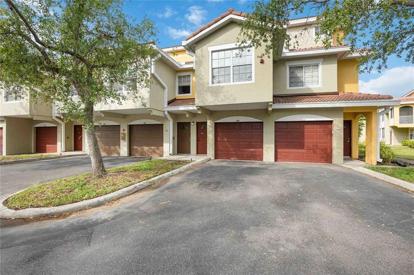 Picture of 5691 Bentgrass Drive Unit 15-211, Sarasota FL 34235