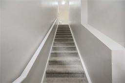 Picture of 5691 Bentgrass Drive Unit 15-211, Sarasota, FL 34235