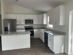 Picture of 13075 SE 35Th Court, Belleview, FL 34420
