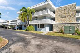 Picture of 4720 Locust Street Ne Unit 206, St Petersburg, FL 33703