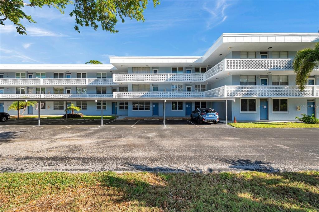 Picture of 4720 Locust Street Ne Unit 206, St Petersburg, FL 33703