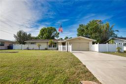 Picture of 1211 Laurel Avenue, Venice, FL 34285