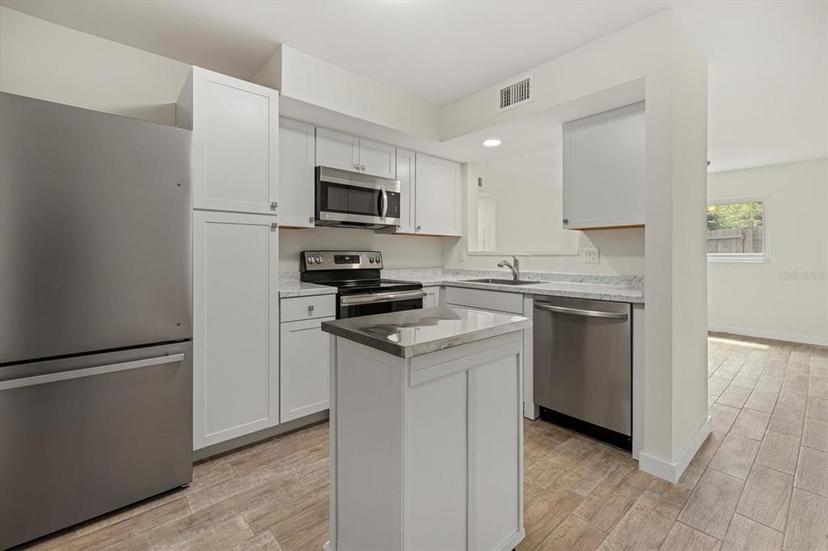 Picture of 1258 Barbara Drive Unit 105, Venice FL 34285