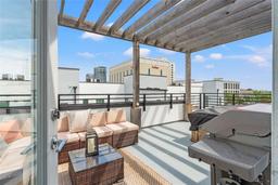 Picture of 907 Arlington Avenue N, St Petersburg, FL 33705