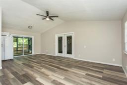 Picture of 910 NW 56Th Avenue, Ocala, FL 34482