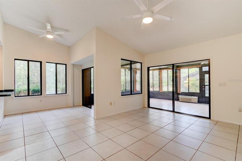 Picture of 1928 Sprucewood Way Unit 58, Port Orange FL 32128