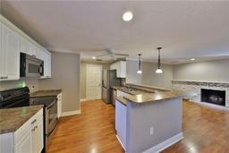 Picture of 426 S Lakemont Avenue, Winter Park, FL 32792