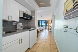 Picture of 2301 S Atlantic Avenue Unit 320, Daytona Beach, FL 32118