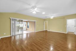 Picture of 8602 SE 133Rd Lane, Summerfield, FL 34491