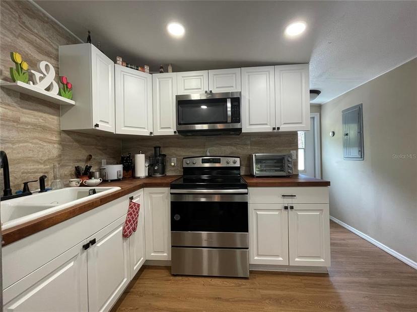 Picture of 237 Monroe Avenue, Brooksville FL 34604