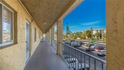 Picture of 3763 Lake Bayshore Drive Unit 310, Bradenton, FL 34205