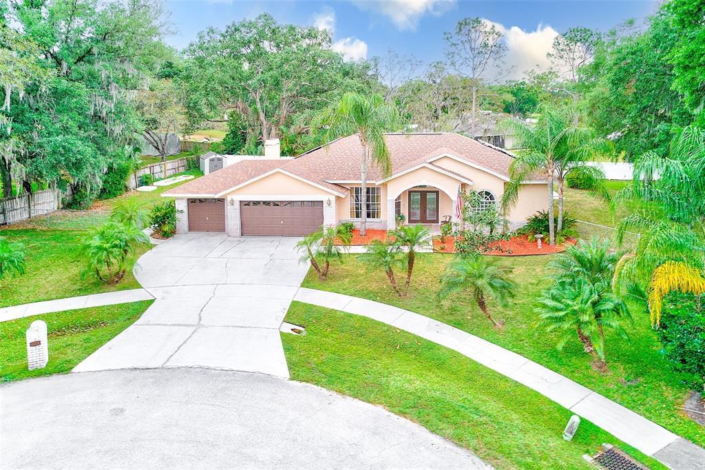 Picture of 12302 Knight Place, Thonotosassa, FL 33592