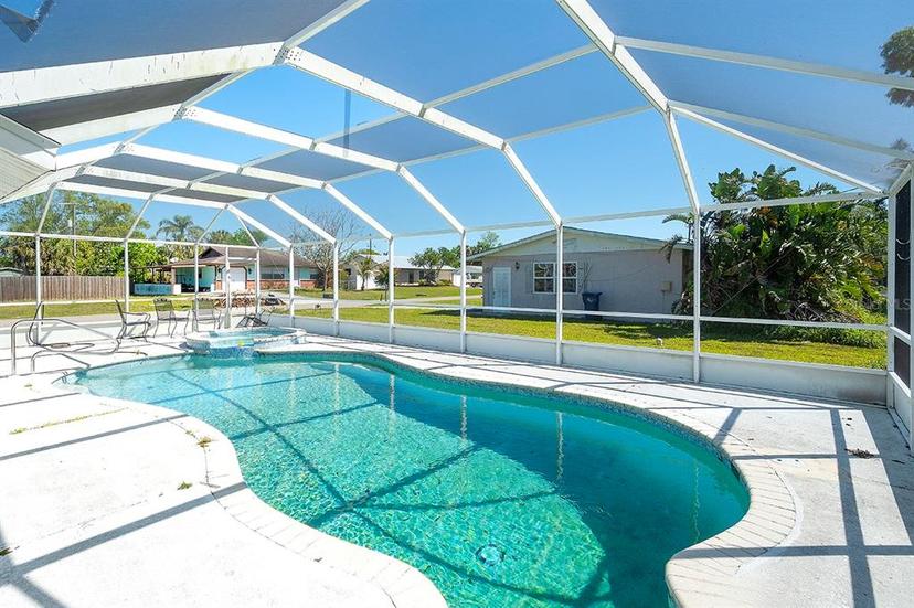 Picture of 4404 5Th Avenue W, Palmetto FL 34221