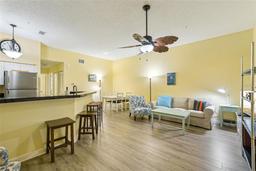 Picture of 701 Mirror Lake Drive N Unit 119, St Petersburg, FL 33701