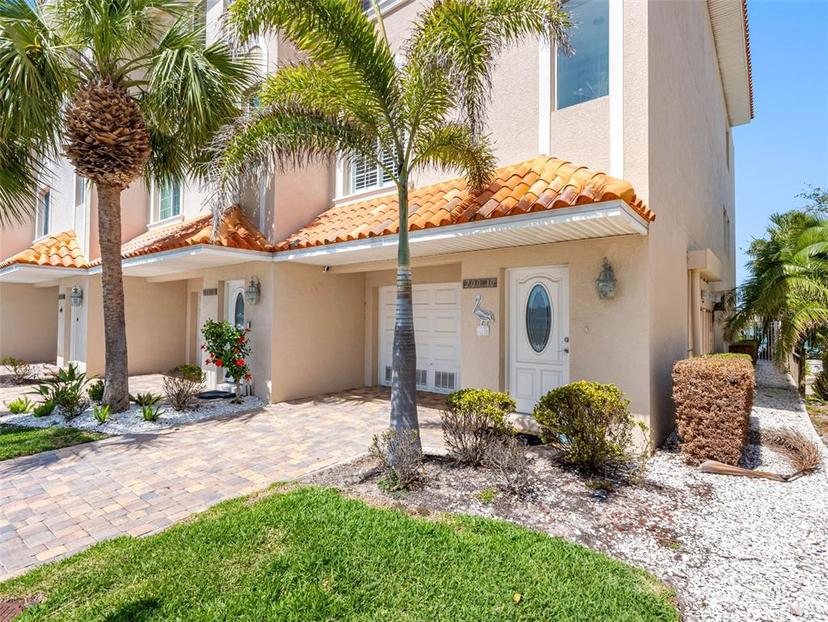 Picture of 200 Brightwater Drive Unit 10, Clearwater Beach FL 33767