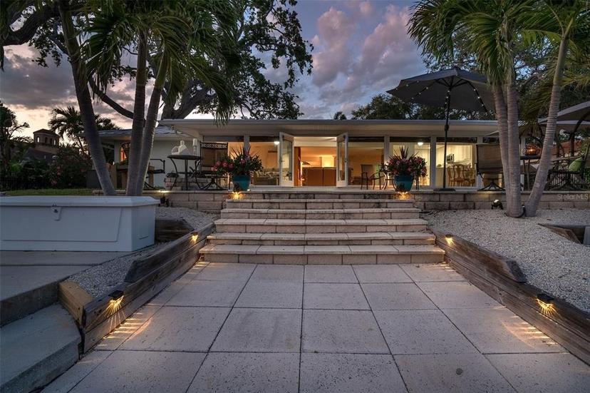 Picture of 1648 Shelburne Lane, Sarasota FL 34231