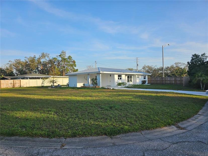 Picture of 1750 Gold Avenue, Sarasota FL 34235