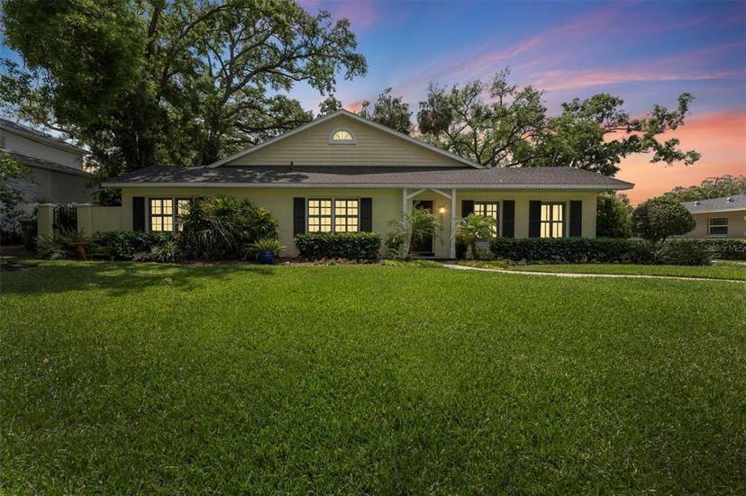 Picture of 4214 W Beach Park Drive, Tampa FL 33609
