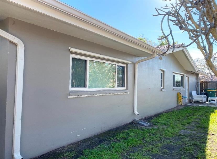 Picture of 4571 Clearwater Harbor Drive S, Largo FL 33770