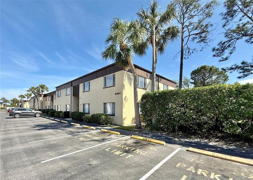 Picture of 601 N Keene Road Unit P9, Clearwater FL 33755