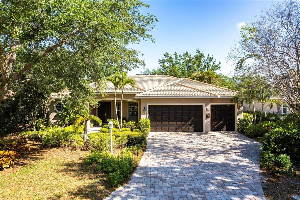 Picture of 4915 Old Tree Place, Sarasota, FL 34233