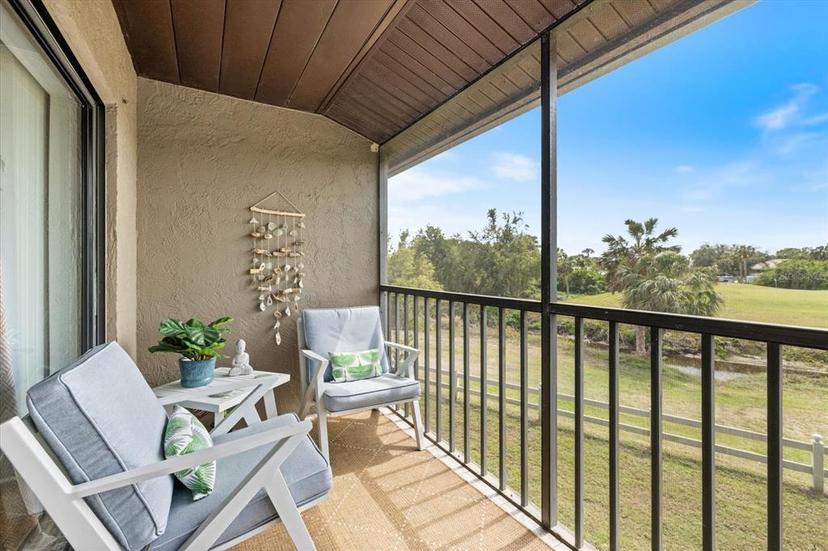 Picture of 925 Capri Isles Boulevard Unit 4, Venice FL 34292