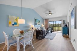 Picture of 925 Capri Isles Boulevard Unit 4, Venice, FL 34292