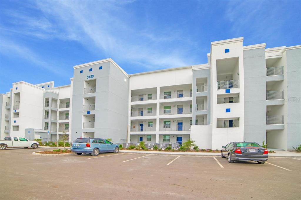 Picture of 3150 Paradox Circle Unit 107, Kissimmee, FL 34746