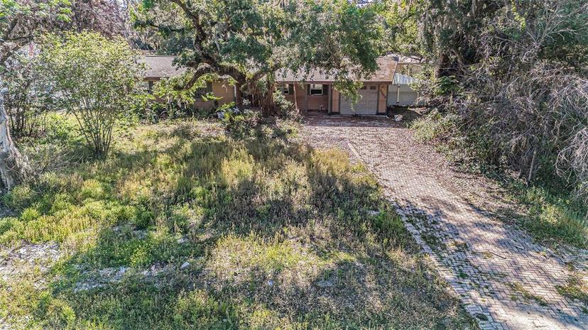 Picture of 4968 Lakewood Drive, Dade City FL 33523