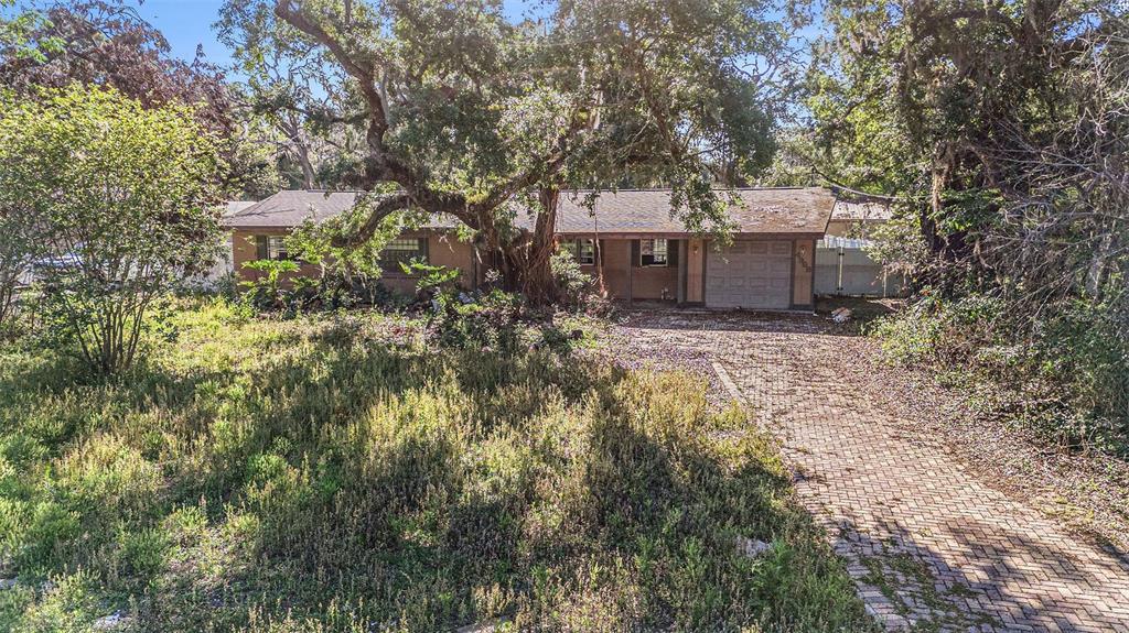 Picture of 4968 Lakewood Drive, Dade City, FL 33523