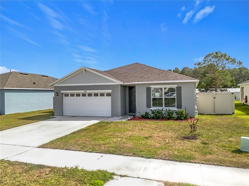 Picture of 1828 Henin Circle, Tavares FL 32778