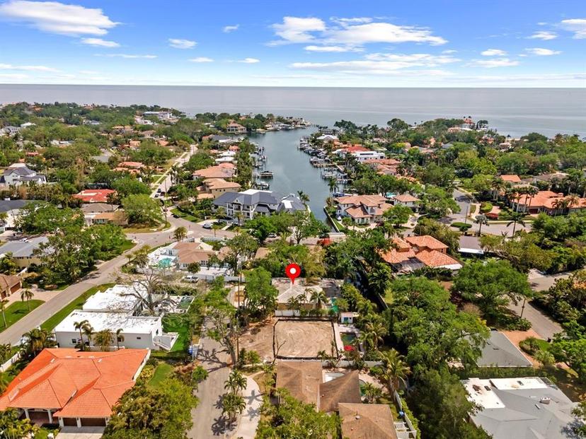 Picture of 219 Rialto Way Ne, St Petersburg FL 33704