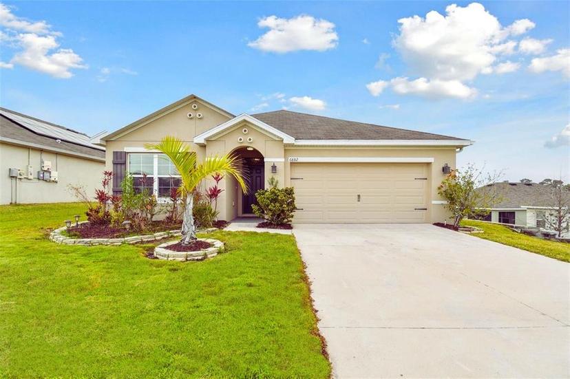 Picture of 6882 Silverado Ranch Boulevard, Zephyrhills FL 33541