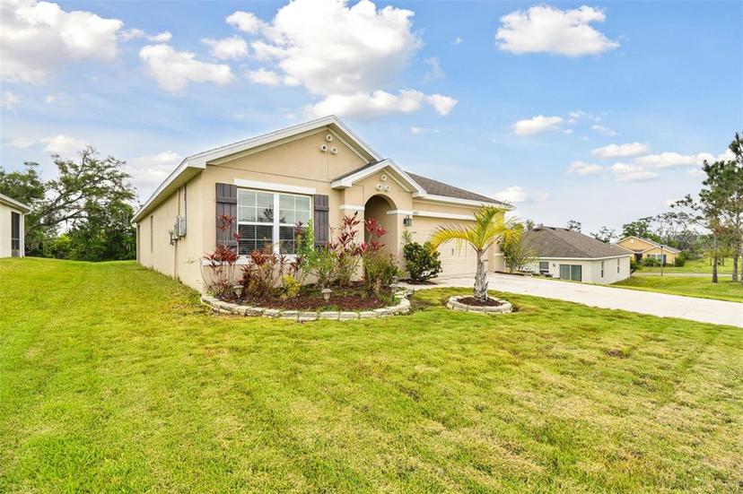 Picture of 6882 Silverado Ranch Boulevard, Zephyrhills FL 33541