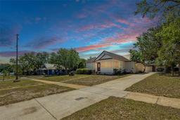 Picture of 432 E Johnson Avenue, Lake Wales, FL 33853