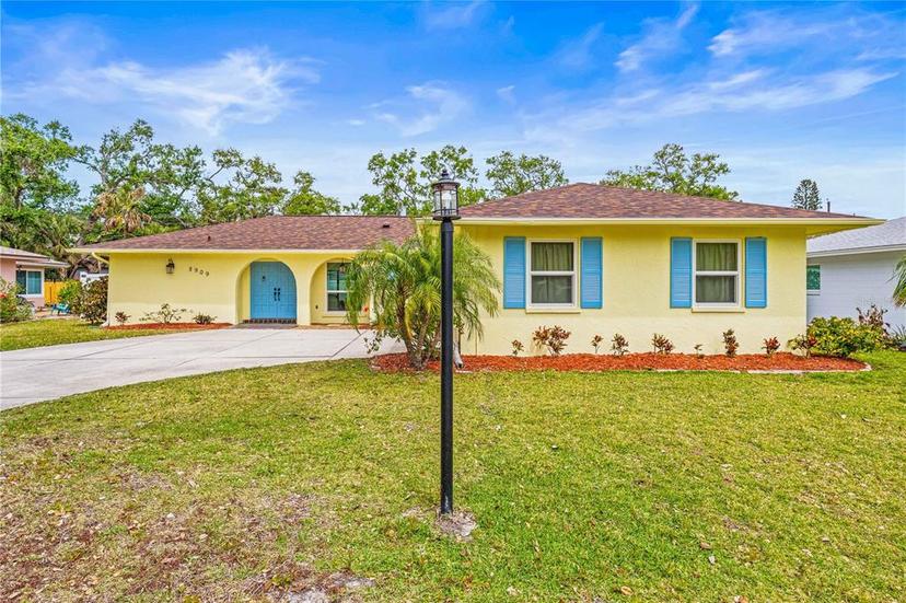 Picture of 2909 Concord Street, Sarasota FL 34231